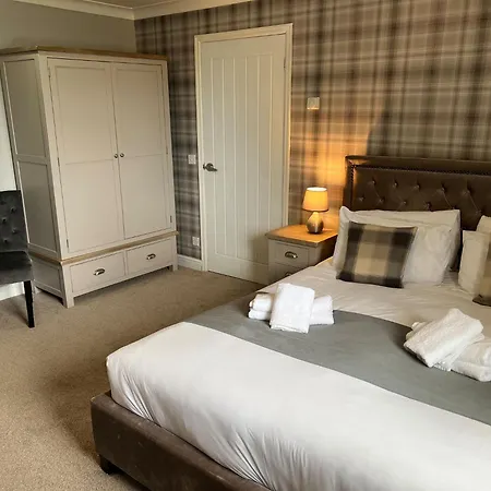 East Ayton Hotel, Hotel Scarborough