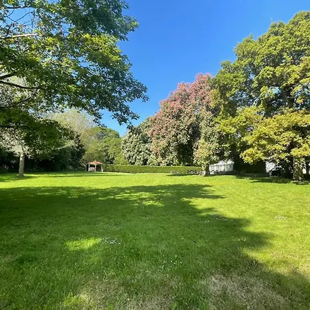 East Ayton Hotel, Hotel 3*