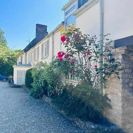 East Ayton Hotel, Hotel