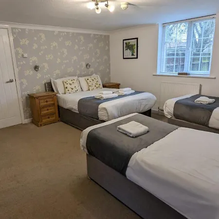 East Ayton Hotel, Scarborough