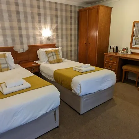 فندق East Ayton Hotel, 3*