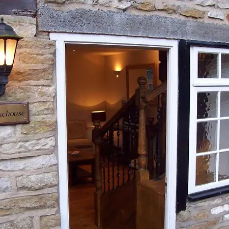 East Ayton Hotel, 3*