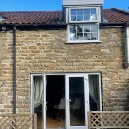 East Ayton Hotel, Otel Scarborough