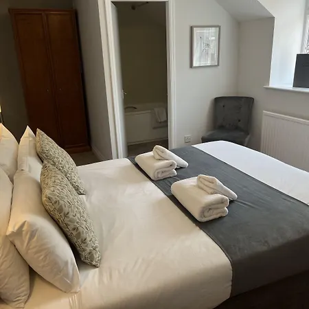 East Ayton Hotel, Ξενοδοχείο 3*
