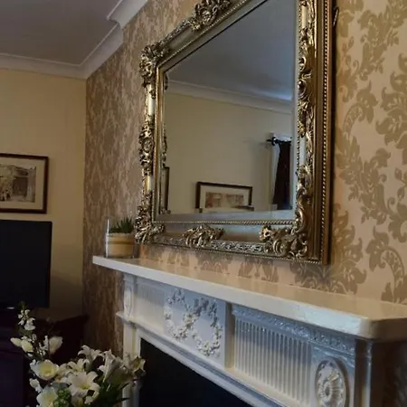 East Ayton Hotel, 3*