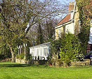 East Ayton Hotel, 3*