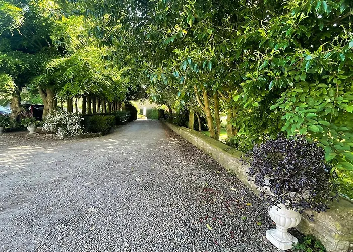 East Ayton Hotel, Scarborough