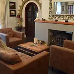 East Ayton Hotel, Hotel 3*